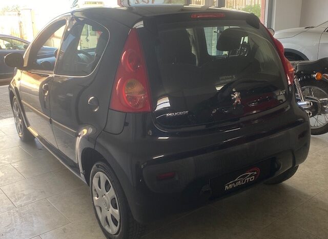 Peugeot 107 1.0 5p. Desir full