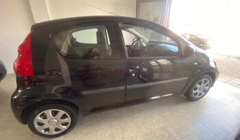 Peugeot 107 1.0 5p. Desir full