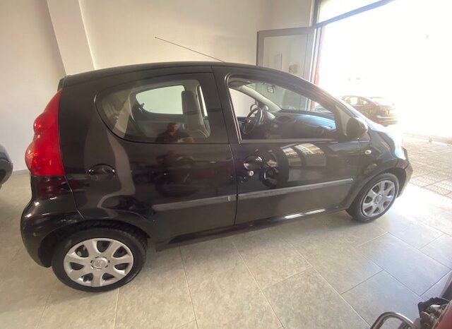 Peugeot 107 1.0 5p. Desir full