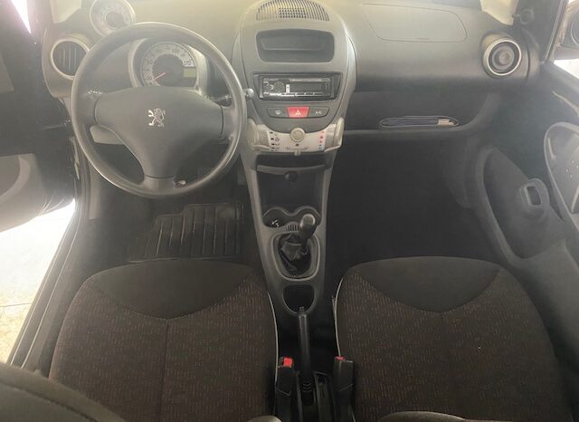 Peugeot 107 1.0 5p. Desir full